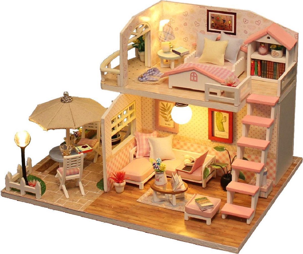 Crafts & Co. Modelbouwpakket Miniatuur Poppenhuis - Roze Kamer