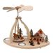 Dekohelden24 Houten theelichtpiramide met scène, voor 3 theelichten, motief: houthakker met hakstok, herten en huis, ca. 32 x 19,5 x 25 cm.