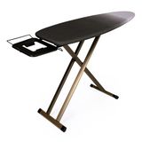 GoldVIP Strijkplank, strijkoppervlak 130 x 47 cm, exclusief geanodiseerd aluminium, beschermers + wieltjes, robuust, licht en stabiel, schuifplaat, in hoogte verstelbaar 100 cm