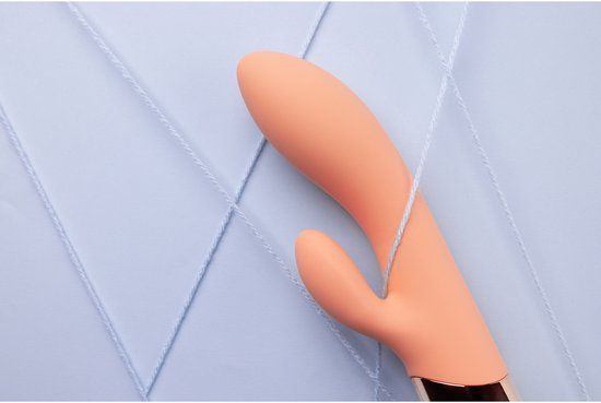 Loveline by Shots Loveline Ultra Zachte Silicone Rabbit Vibrator