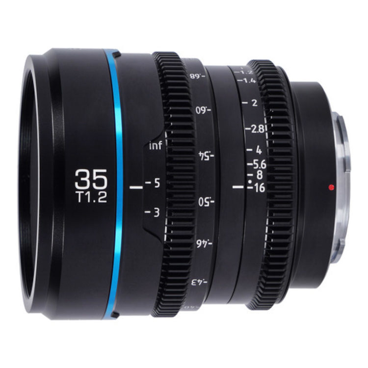 Sirui Sirui Nightwalker 35mm T1.2 S35 Manual Focus Cine Lens Fujifilm X-mount objectief