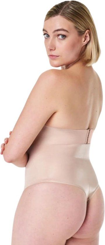 SPANXshape™ Invisible High-Waisted Thong - Soft Nude/ Huidskleur - Maat S
