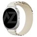 Accezz Nylon Alpine bandje Samsung Galaxy Watch 9 (40/44mm) / Watch 8 (40/44mm) / Classic (46mm) - Sterrenlicht