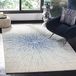 Safavieh Evoke Collection Evoke Vloerkleed voor woonkamer, eetkamer, slaapkamer, laagpolig, grijs en neutraal, 122 x 183 cm