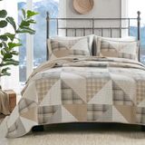Woolrich Olsen Omkeerbare beddengoedset, cottage-styling op effen kleur, licht dekbed voor het hele jaar, gezellig beddengoed, bijpassende kussenslopen, oversized king/cal king geometric plaid tan 3