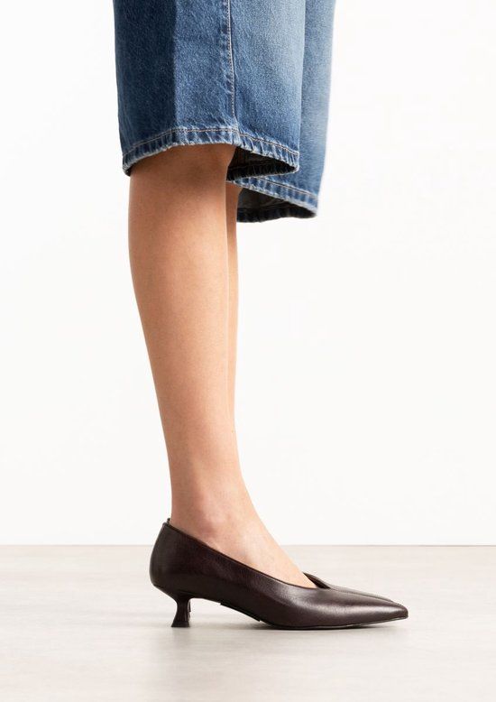 Sacha Bordeaux rode leren pumps Maat 42