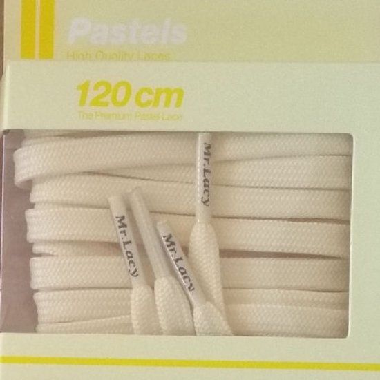 Mr. Lacy Veters - 1 paar schoenveters Licht Gele Pastels - 120cm x 7mm platte veters voor sneakers - Mr. Lacy