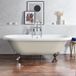 Hudson Reed Baignoire îlot rétro - Bord roulé – 179,5 x 78,5 cm – Beige – Pieds chromés – Legend