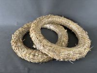 Rayher Decoratie krans van stro - 2x stuks - 30 x 5,5 cm - DIY kransen maken - kerst deurkrans/kerstkrans