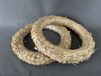 Rayher Decoratie krans van stro - 2x stuks - 30 x 5,5 cm - DIY kransen maken - kerst deurkrans/kerstkrans