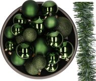 Decoris Kaemingk B.V. Kerstversiering set - donkergroen - 26x kerstballen 6-8-10 cm en kerstslinger - kunststof