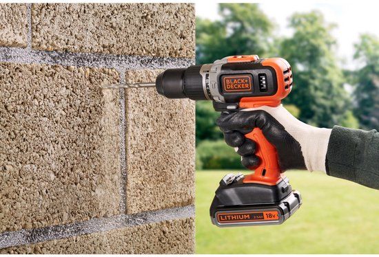 BLACK+DECKER BCD003MEM2K-QW Accu Klopboormachine 18 Volt 2x Accu (2.0Ah & 4.0Ah) Koffer