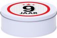 Merkloos Leeftijd Snoeptrommel - koektrommel Cadeau - wit - rond blik - met 9 jaar sticker - Cadeauverpakking - verjaardag