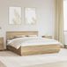 vidaXL Bedframe Sonoma eiken, 200 x 200 cm, technisch hout, slaapkamer, rechthoekig, modern en duurzaam design met USB-oplaadpoort, voor moderne woonruimtes en functionaliteit