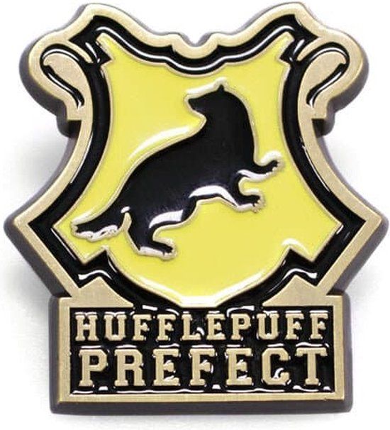Half Moon Bay Harry Potter - Hufflepuff Perfect Pin Badge