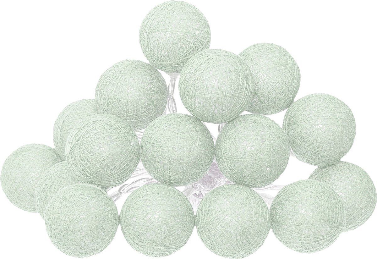 Atmosphera LED Cotton Ball Lichtslinger - 16 Ballen - Celadon Groen