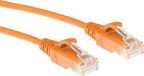ACT Oranje 1,5 meter LSZH U/UTP CAT6 datacenter slimline patchkabel snagless met RJ45 connectoren DC9151