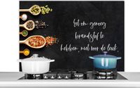 KitchenYeah Spatscherm keuken 100x65 cm - Kookplaat achterwand Spreuken - Eet om genoeg brandstof te hebben - Aluminium
