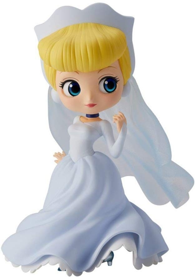 Banpresto disney characters dreamy style special collection qposket vol. 2 - cinderella (normal color ver.)