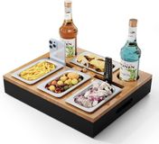 OEM Biertafel van hout voor mannen met twee snackschalen en vier houten vazen