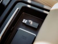 Quad Lock - Wireless Carplay/Android Auto Adaptor - Zwart