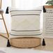 Goodivery ® Housse de coussin bohème avec pompons et fermeture éclair invisible - 45 x 45 cm - Coton - Noir/Blanc