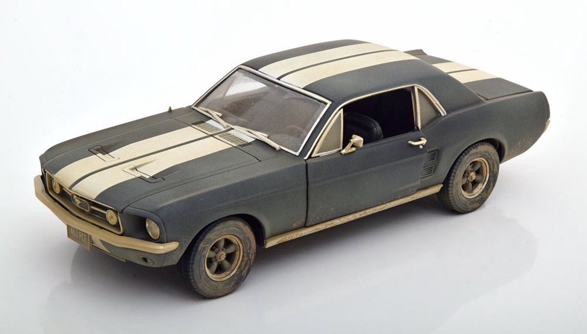 Greenlight Collectibles 1967 Ford Mustang Coupe "Creed II" Dirty Look 1:18 Scale Model Car
