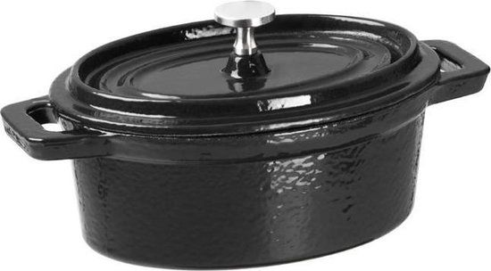 Vogue Y264 Mini Oval Cast Iron Frying Pan - Black - 15.5cm - 0.32L
