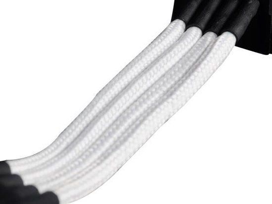 Silverstone SST-PP07-BTSW - 30 cm Molex naar 4x SATA voedingsverlengkabel, wit