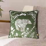 furn. Wegedoorn Beer Velvet Piped Feather Rich gevuld kussen
