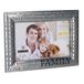 Malden International Designs Modern Tinnen Metalen Diecast Familie Expressies Fotolijst, 4x6, Zilver