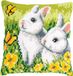 Vervaco Kruissteekkussen kit - Konijnen en vlinders - 40 x 40 cm
