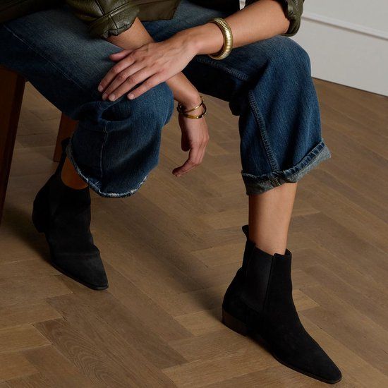 Manfield Zwarte suède Chelsea boots maat 39 - Dames