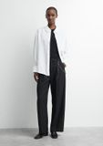 Comma Broek met krijtstrepen en kettingdetail