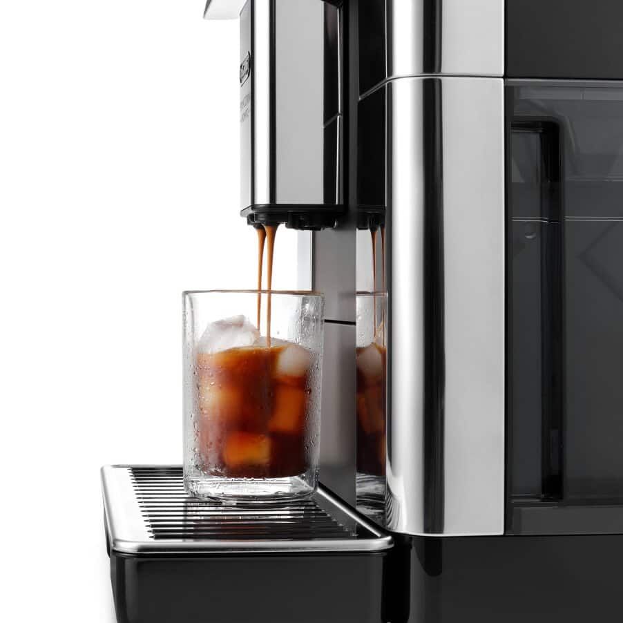 De'Longhi PrimaDonna Aromatic ECAM630.75.TSM Volautomatische Espressomachine - 2.2L - Zwart/Titanium
