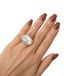 Calvin Klein Bague pour femme avec pierre de forme ovale, bague en acier inoxydable, bague de doigt KJ3QWR020107 Argent