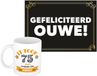 Bellatio Decorations Verjaardag cadeau koffiemok - 75 jaar - man - met wenskaart