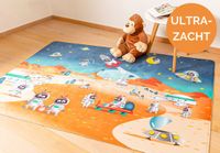 Mats & Joy Kindertapijt Planeet met UFO's - 130x180cm