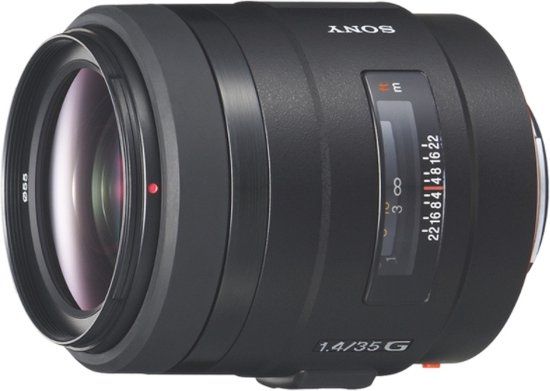 Sony 35mm f/1.4G Lens for Sony E-Mount Cameras