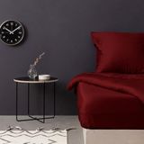 Luxe Satin Double Fitted Sheet, Maroon, 140 x 190+30 cm | 100% Katoen Satijn, 125gr/m² | Zacht, Duurzaam, Perfect voor Elegante Slaapkamers