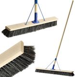 Merkloos KADAX Straatbezem met lange steel van hout, brede houten bezem, robuuste vloerschrobber, industriële bezem, schuurborstel, schraborstel, tuinbezem (100 cm)