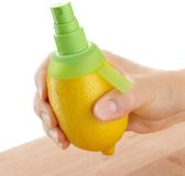 Tomado - Metaltex Metaltex Citruspers / Citrusspray met citroenhouder - Groen