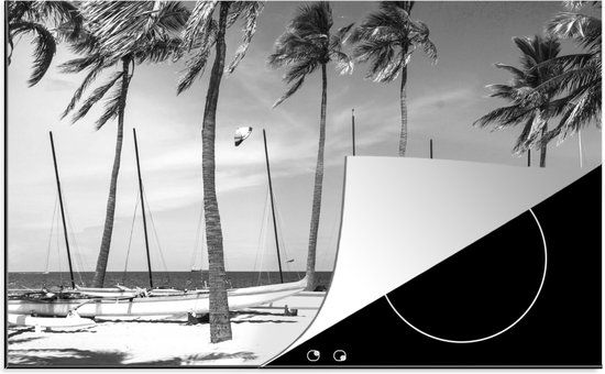KitchenYeah® Inductie beschermer 77x51 cm - Boten op het strand van Miami Beach - zwart wit