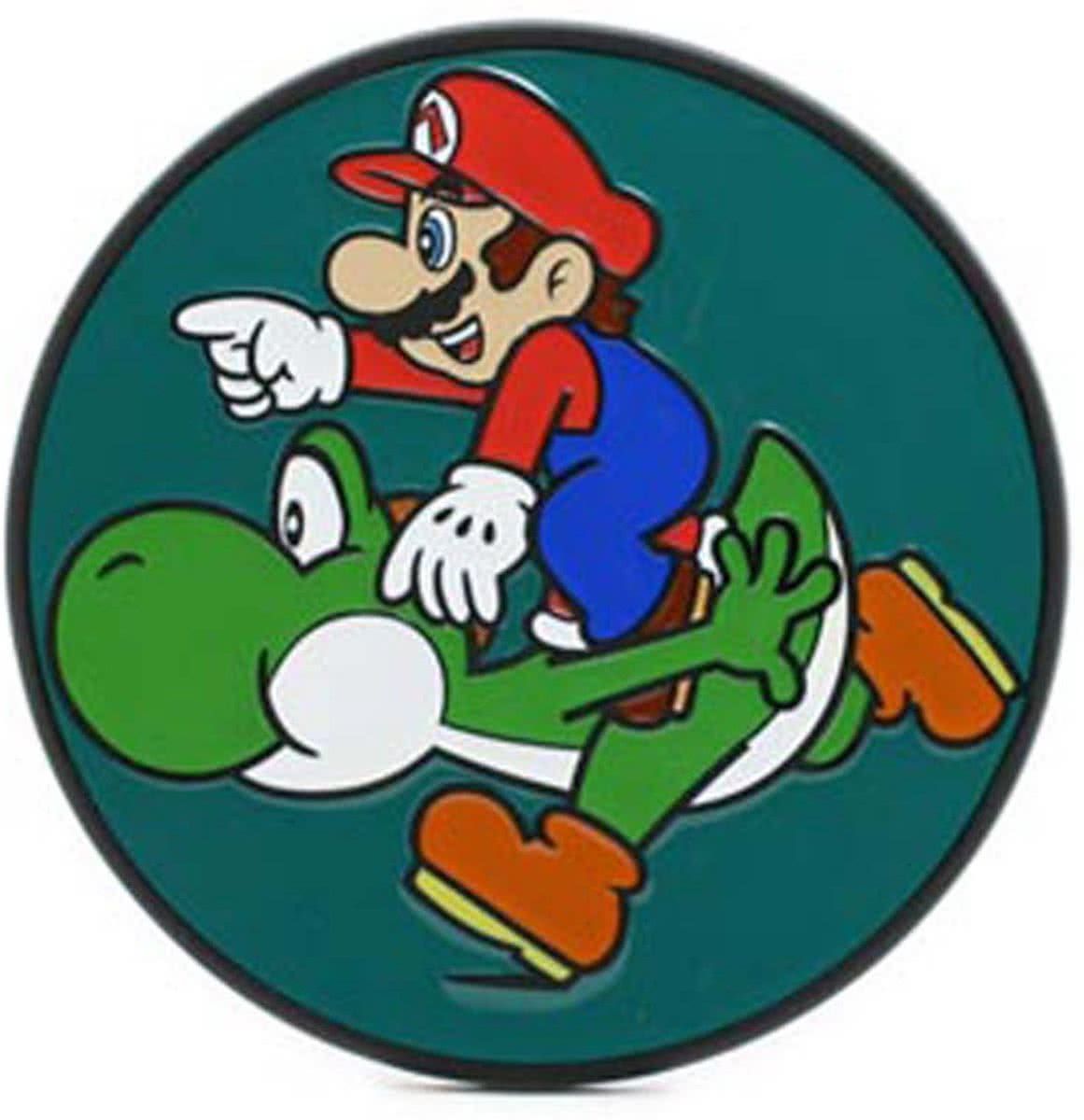 Difuzed - Bioworld Europe Nintendo Mario and Yoshi Belt Buckle - 8718526053111