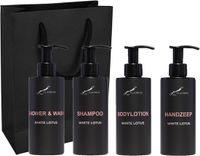 Claudius Cosmetics B.V. White Lotus Compleet pakket Shower & Wash + Shampoo + Bodylotion + Handzeep - 300 ml per fles - complete set van 4 stuks - met luxe gift tas - cadeau - giftset voor hem en haar