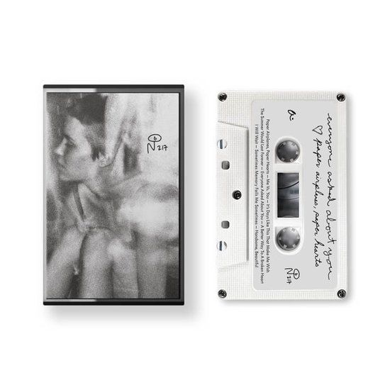 Everyone Asked About You - Paper Airplanes, Paper Hearts (MC) - Muziekcassette