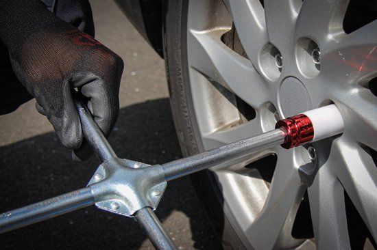 BGS 9680 | Kit de changement de pneus avec cric rouleur 1,5 t | 10 pièces