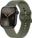 Strap-it Wave siliconen bandje met gespsluiting - Geschikt voor Apple Watch Series 1-11/SE/SE2/SE3 - Silicone band voor iWatch 38mm, 40mm, 41mm, 42mm (Donkergroen)