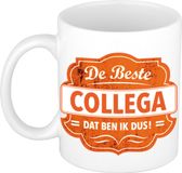 Bellatio Decorations De beste collega dat ben ik dus - cadeau koffiemok - beker - wit met oranje embleem - 300 ml - keramiek - afscheid