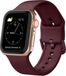 By Qubix Qubix - Soft siliconen bandje met gespsluiting - Bordeaux - Geschikt voor Apple Watch 38mm / 40mm / 41mm / 42mm